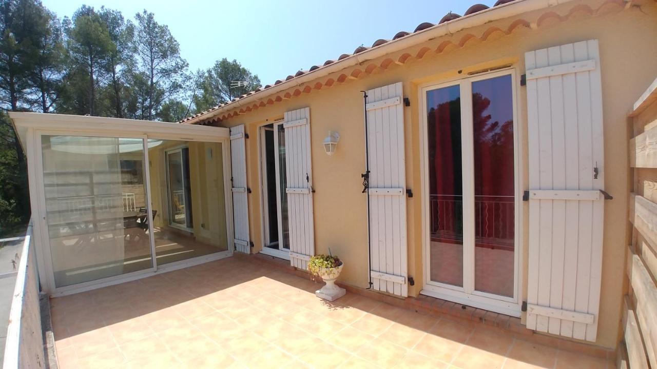 Charmante Maison Climatisee Avec Piscine Draguignan Exterior foto